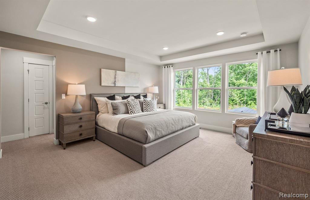 51009 Green Meadows Drive, Macomb, MI 48042 — Photo 8