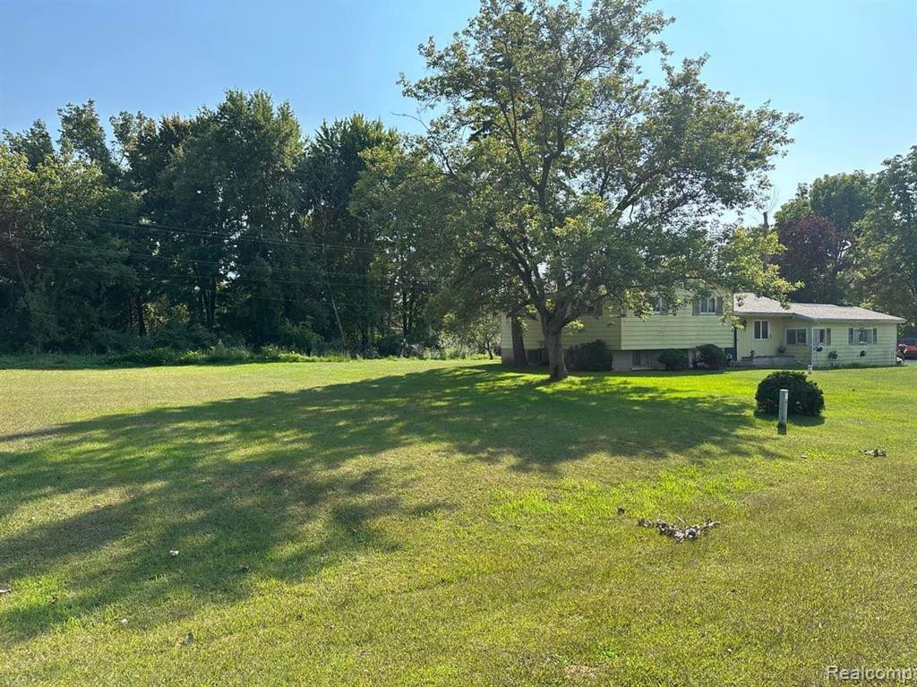 675 ALLAN, Bad Axe, MI 48413 — Photo 5