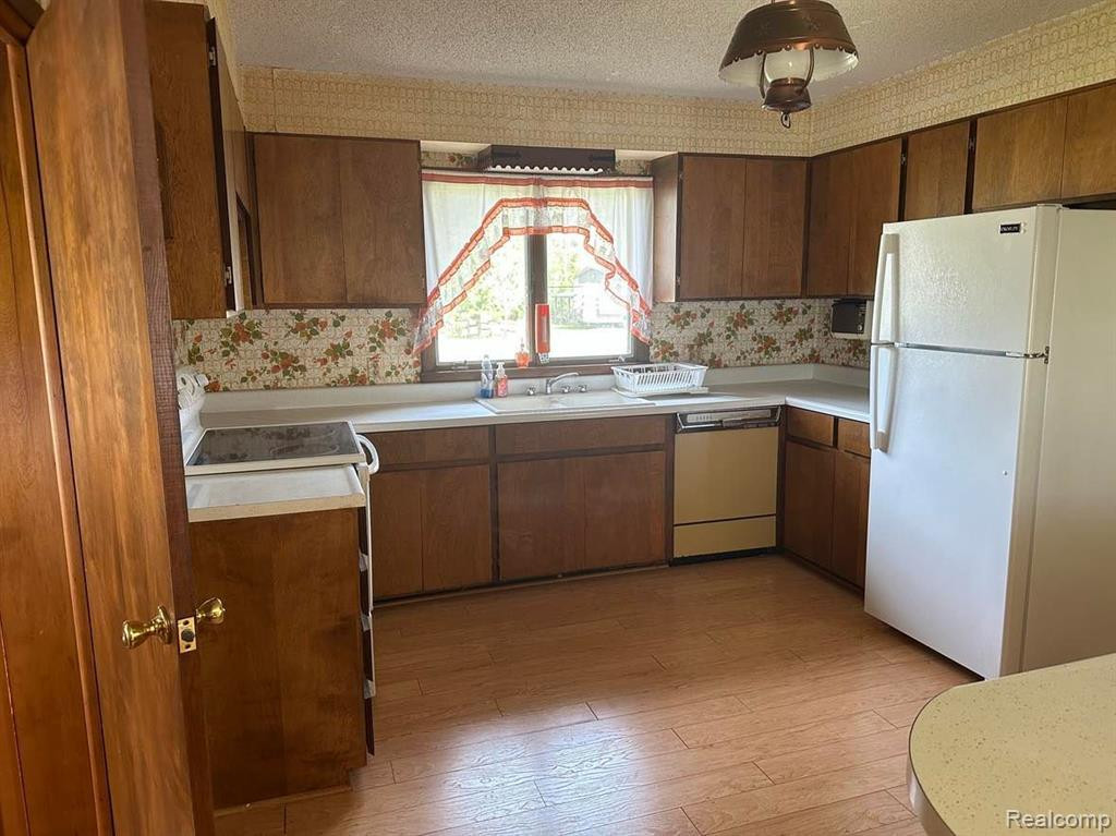 675 ALLAN, Bad Axe, MI 48413 — Photo 8