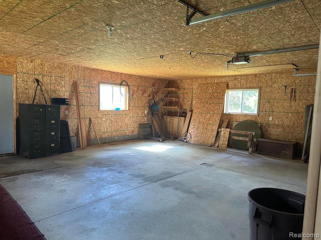 675 ALLAN, Bad Axe, MI 48413 — Photo 20