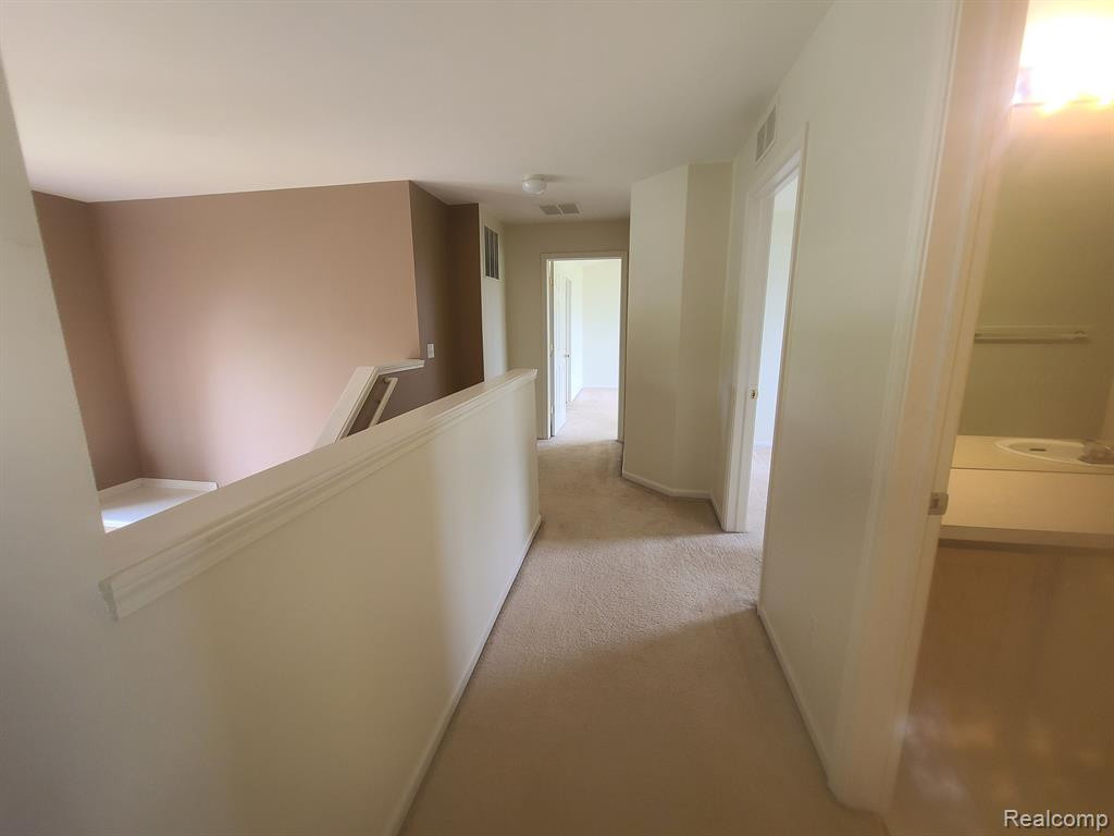 9791 RAVENSHIRE Drive, Ypsilanti, MI 48198 — Photo 19