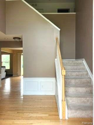 9791 RAVENSHIRE Drive, Ypsilanti, MI 48198 — Photo 32