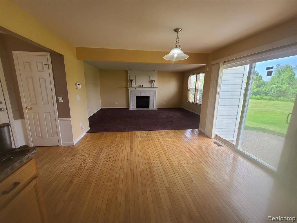 9791 RAVENSHIRE Drive, Ypsilanti, MI 48198 — Photo 36