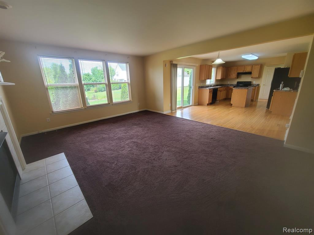 9791 RAVENSHIRE Drive, Ypsilanti, MI 48198 — Photo 37
