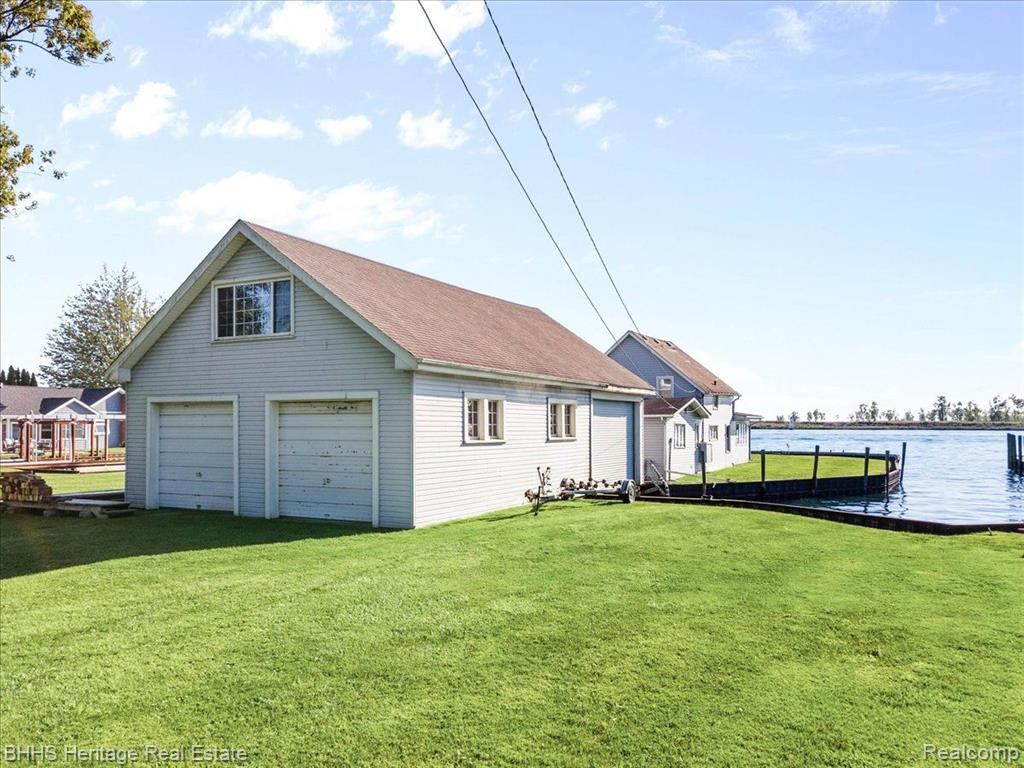 7000 S CHANNEL Drive, MI 48028 — Photo 31