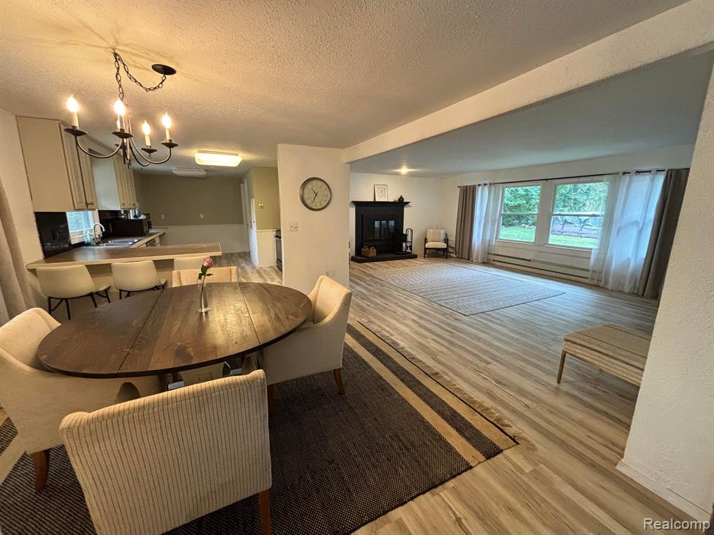 717 W ROCKWELL Street, Fenton, MI 48430 — Photo 6