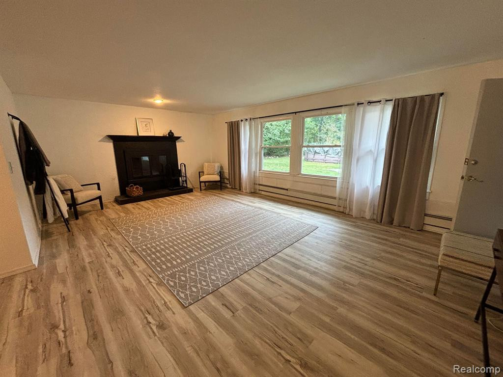 717 W ROCKWELL Street, Fenton, MI 48430 — Photo 11