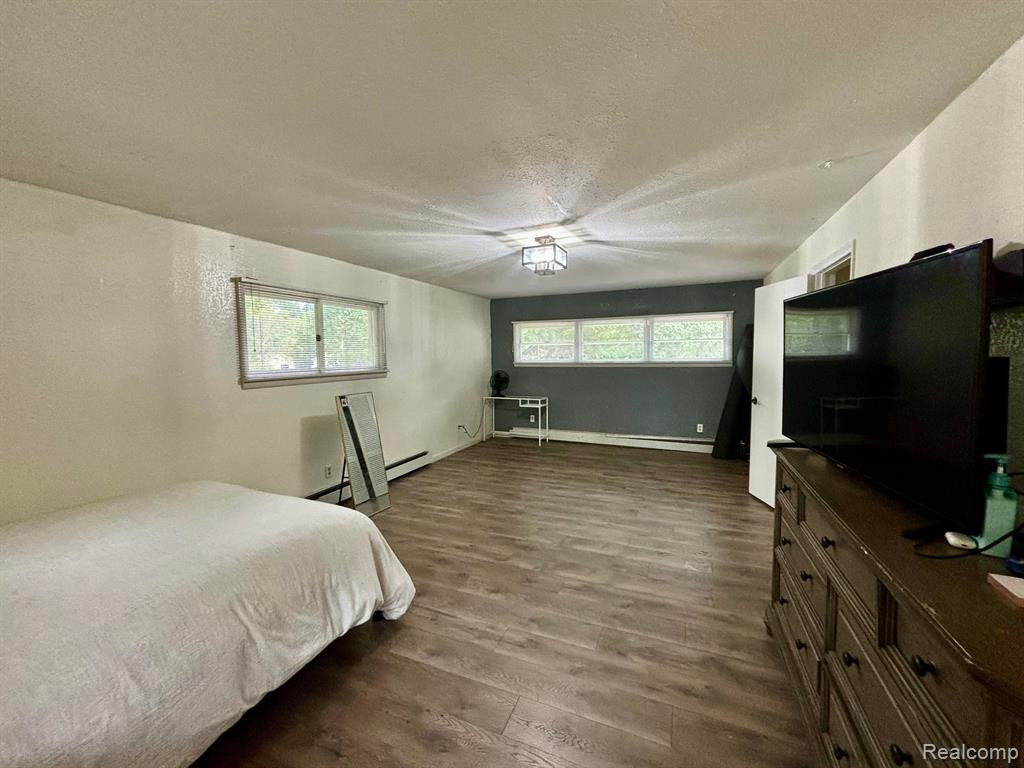 717 W ROCKWELL Street, Fenton, MI 48430 — Photo 16