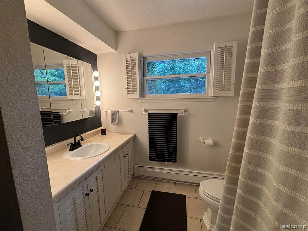 717 W ROCKWELL Street, Fenton, MI 48430 — Photo 21