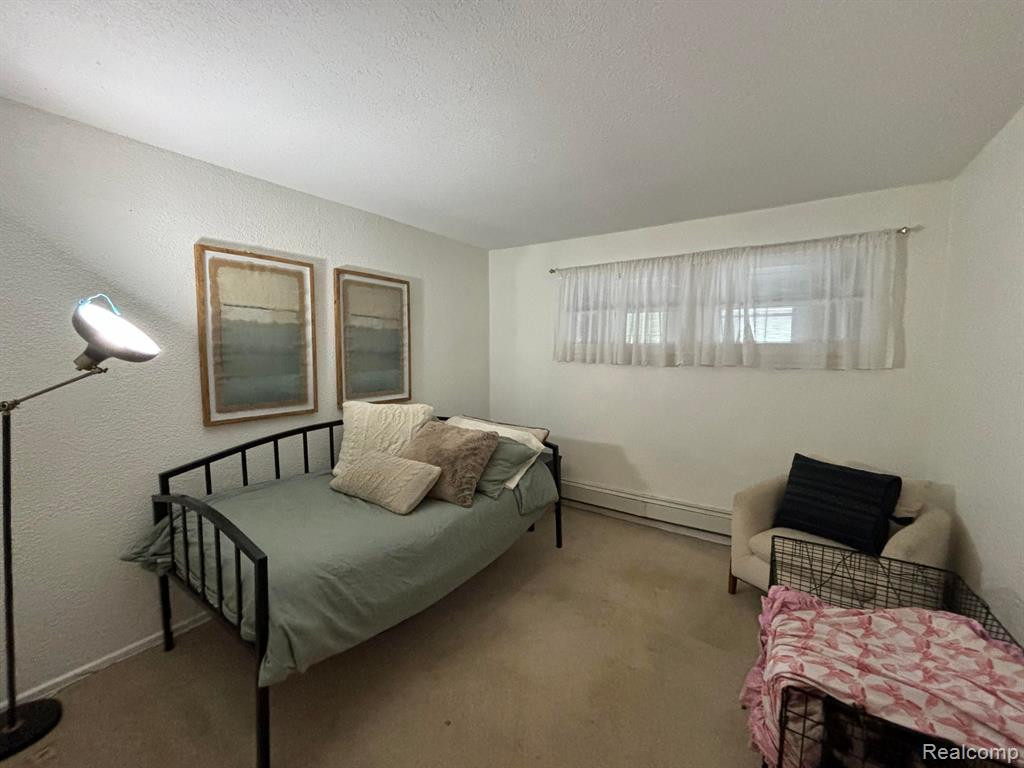717 W ROCKWELL Street, Fenton, MI 48430 — Photo 24