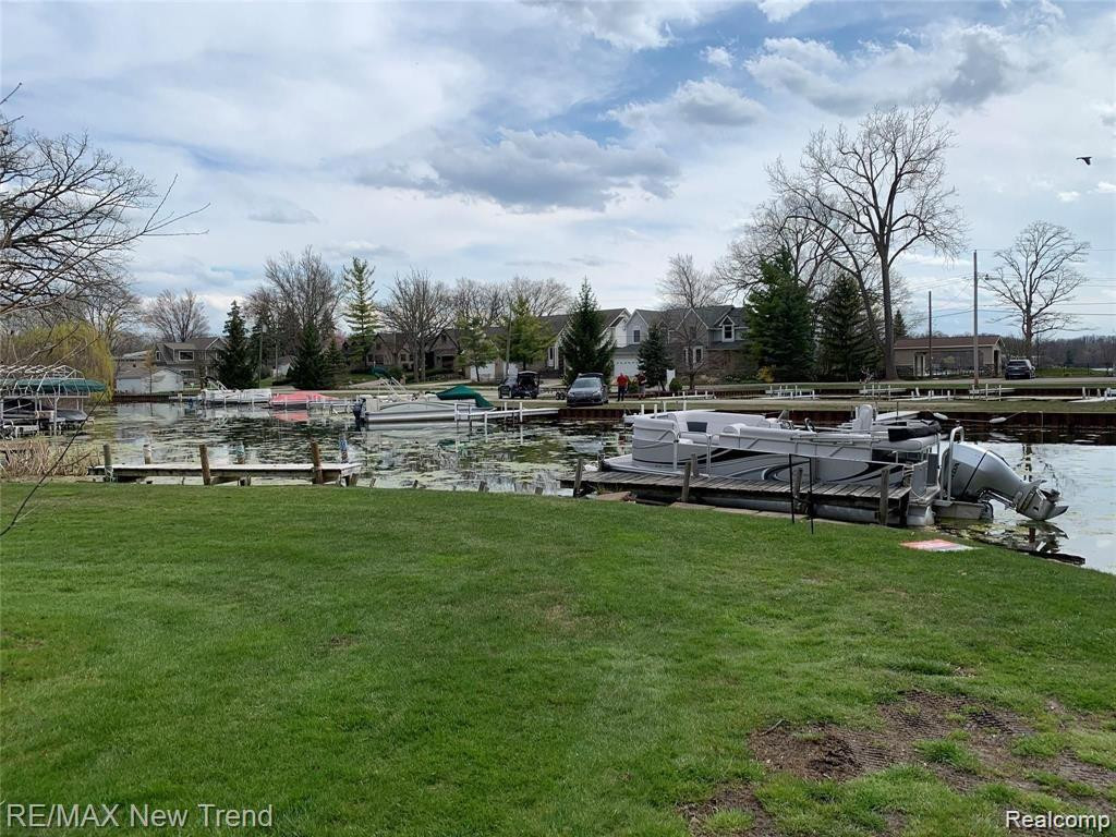 5563 PARK Drive, Orchard Lake Village, MI 48324 — Photo 6