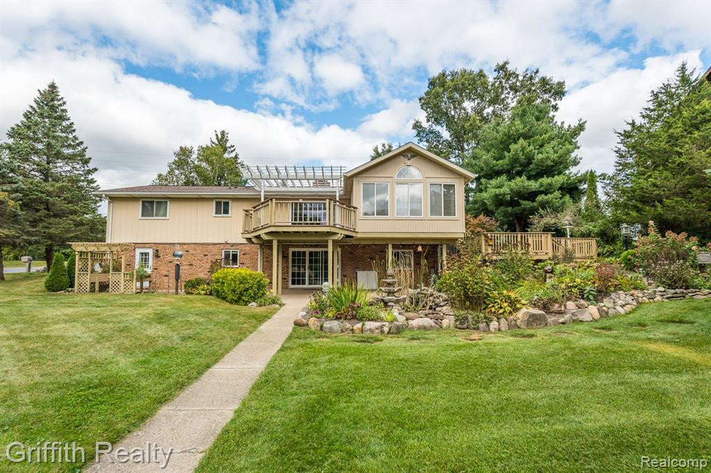 5394 BRIGHTON Road, Brighton, MI 48116 — Photo 7