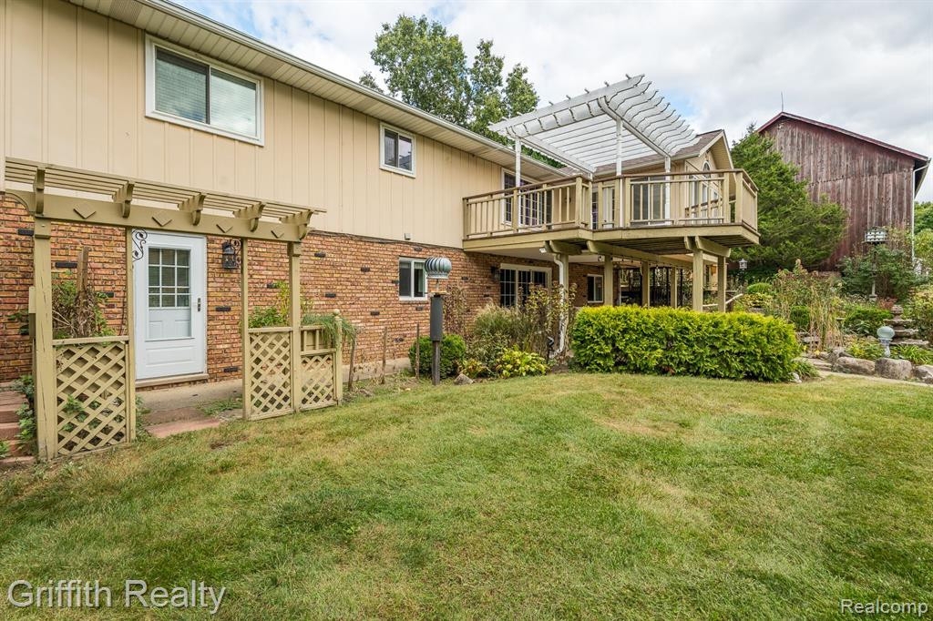 5394 BRIGHTON Road, Brighton, MI 48116 — Photo 9