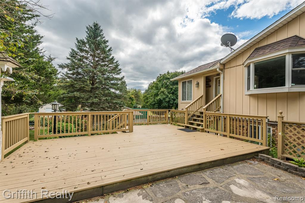 5394 BRIGHTON Road, Brighton, MI 48116 — Photo 15