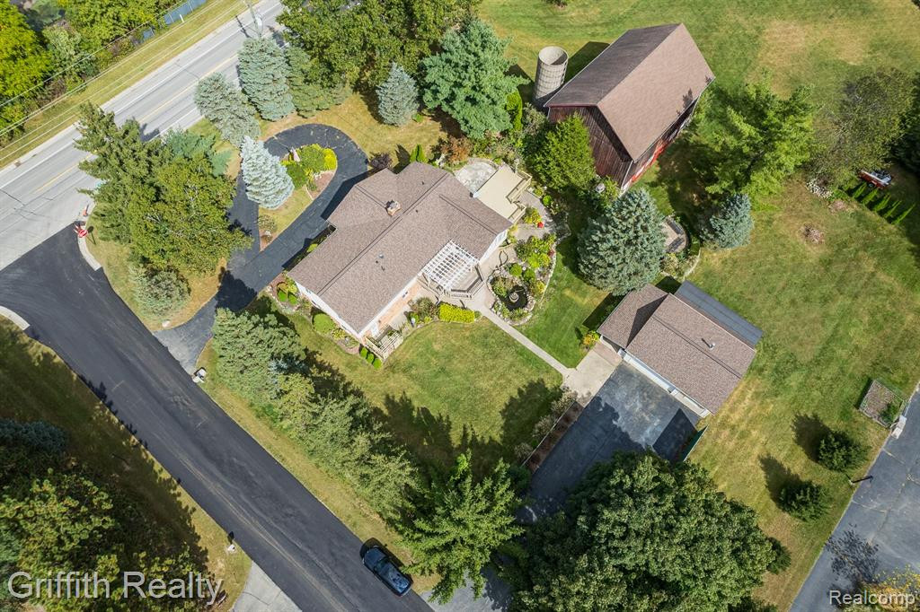 5394 BRIGHTON Road, Brighton, MI 48116 — Photo 18