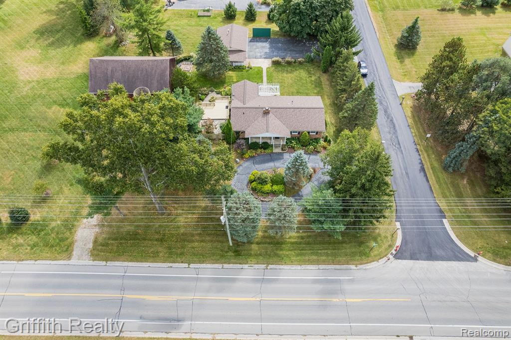 5394 BRIGHTON Road, Brighton, MI 48116 — Photo 22