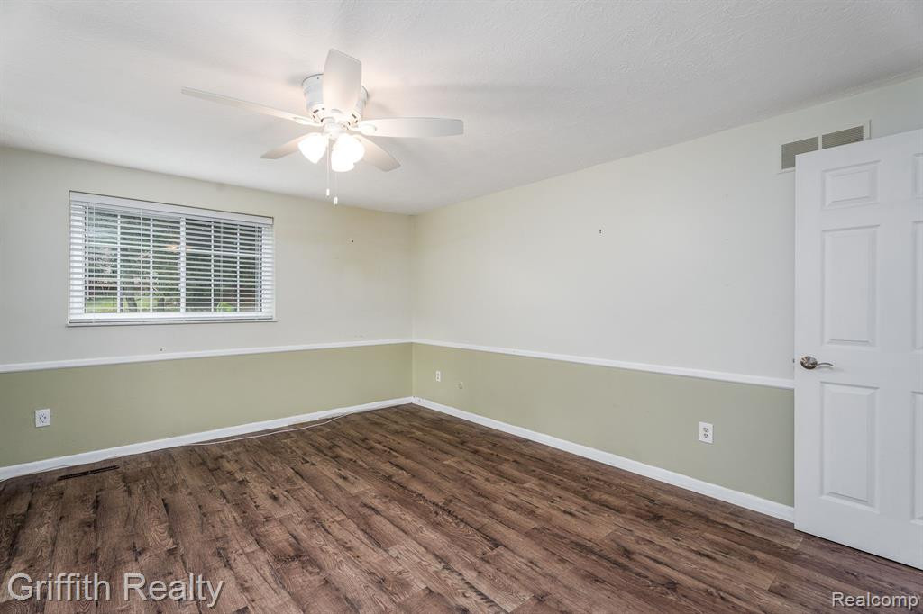 5394 BRIGHTON Road, Brighton, MI 48116 — Photo 46