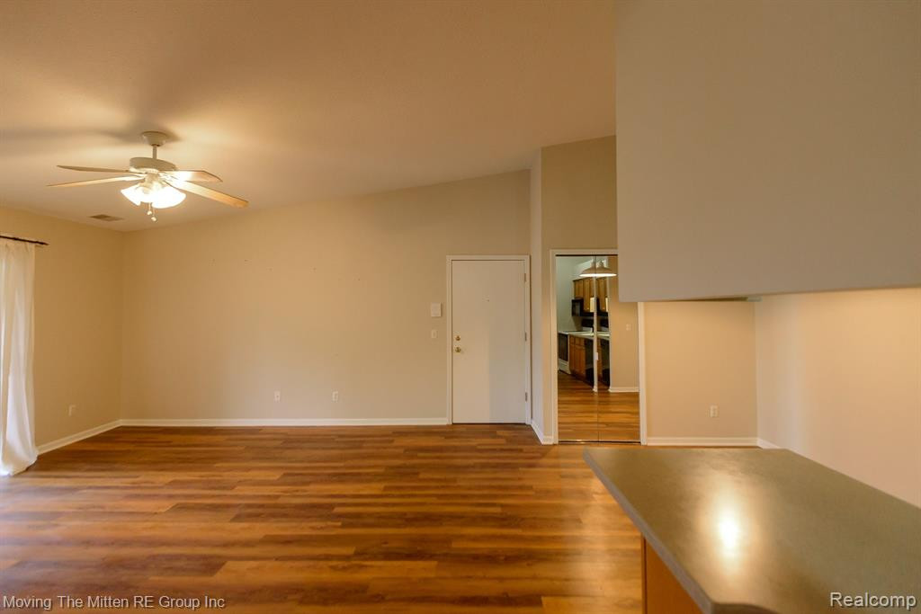 45869 PURPLE SAGE, Van Buren, MI 48111 — Photo 5
