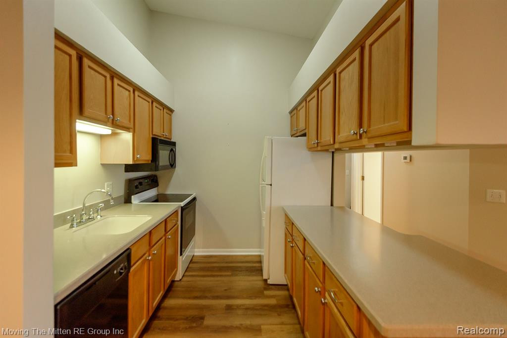 45869 PURPLE SAGE, Van Buren, MI 48111 — Photo 11