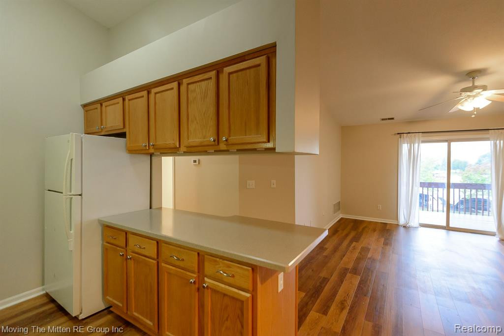 45869 PURPLE SAGE, Van Buren, MI 48111 — Photo 13