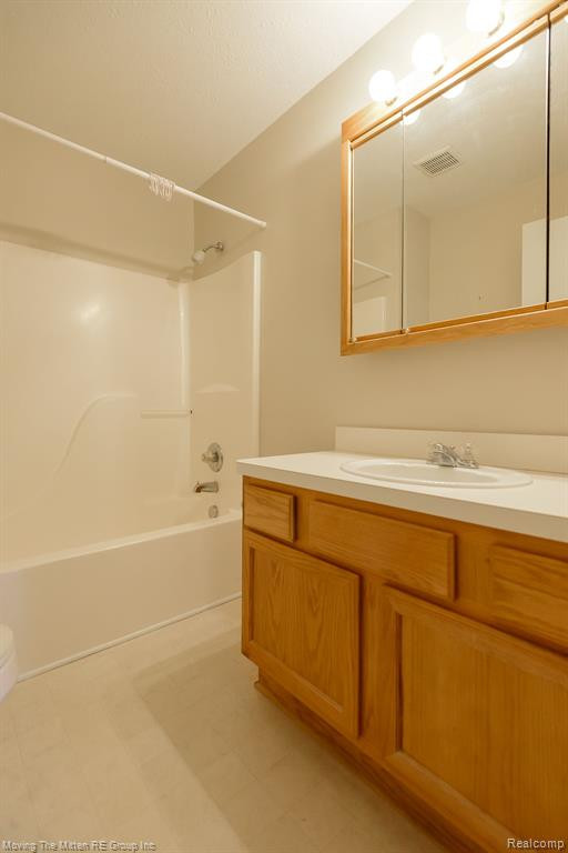 45869 PURPLE SAGE, Van Buren, MI 48111 — Photo 17