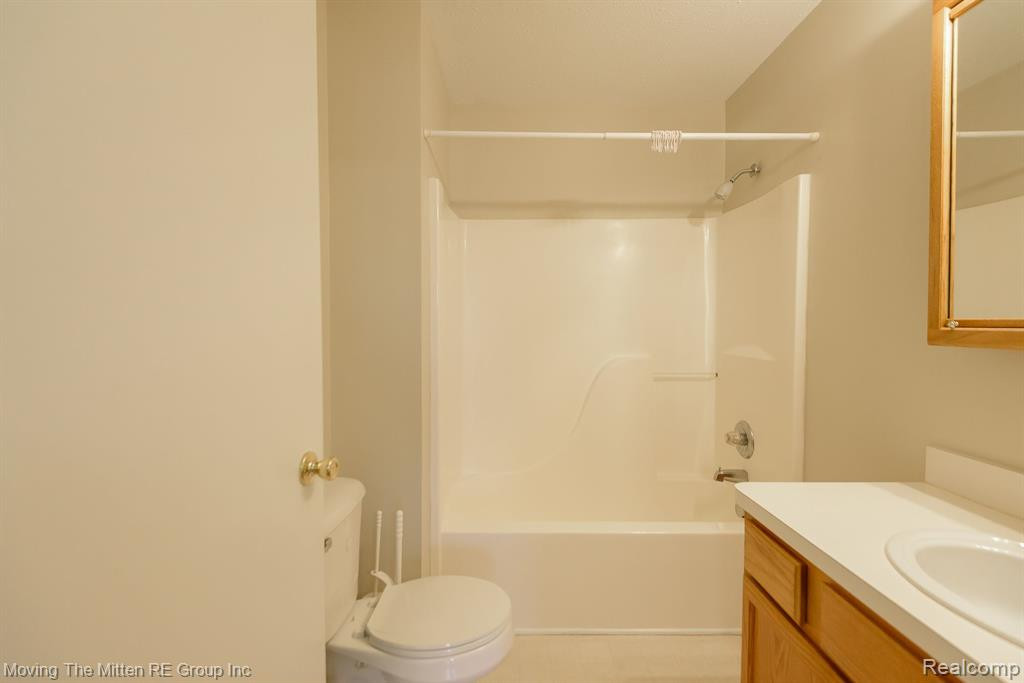 45869 PURPLE SAGE, Van Buren, MI 48111 — Photo 18