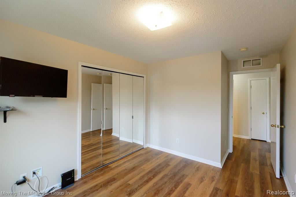 45869 PURPLE SAGE, Van Buren, MI 48111 — Photo 19
