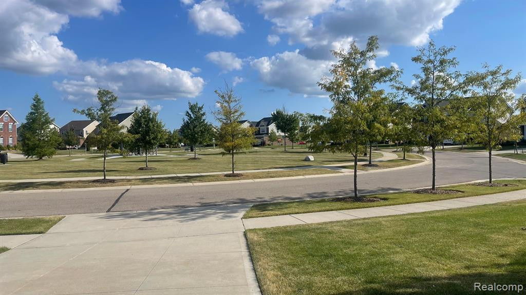 51284 SCARBOROUGH Road, Canton, MI 48188 — Photo 2