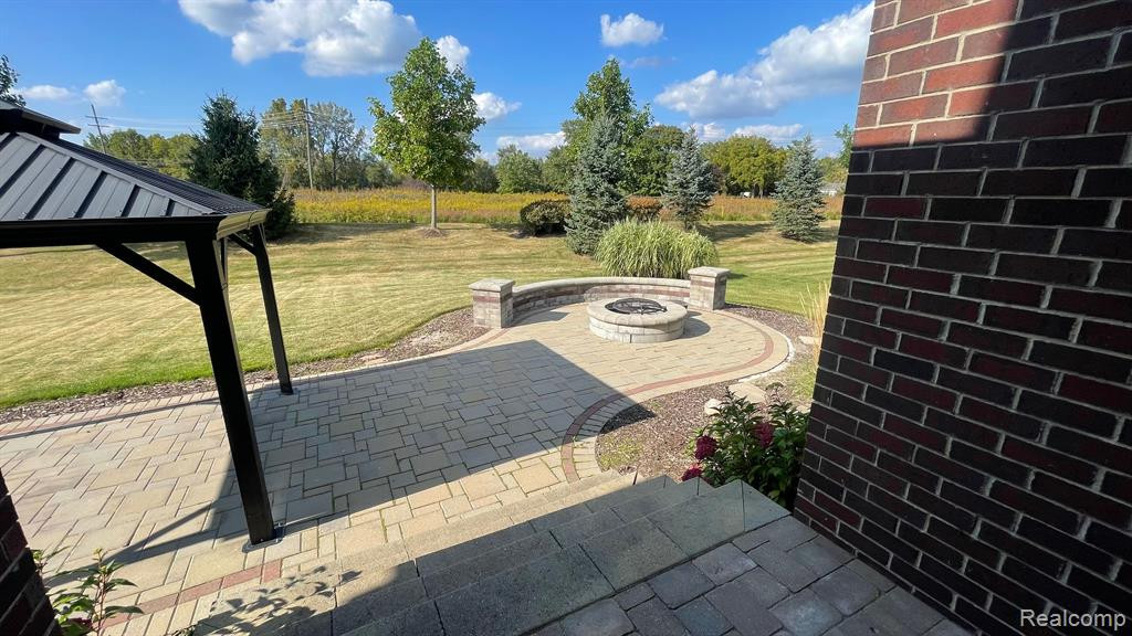 51284 SCARBOROUGH Road, Canton, MI 48188 — Photo 14