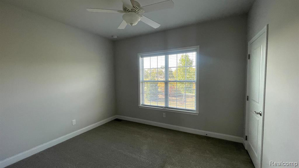 51284 SCARBOROUGH Road, Canton, MI 48188 — Photo 26