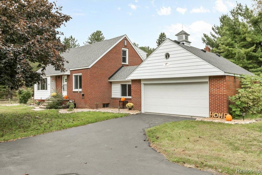 8649 LAKESHORE Road, Burtchville, MI 48059 — Photo 4