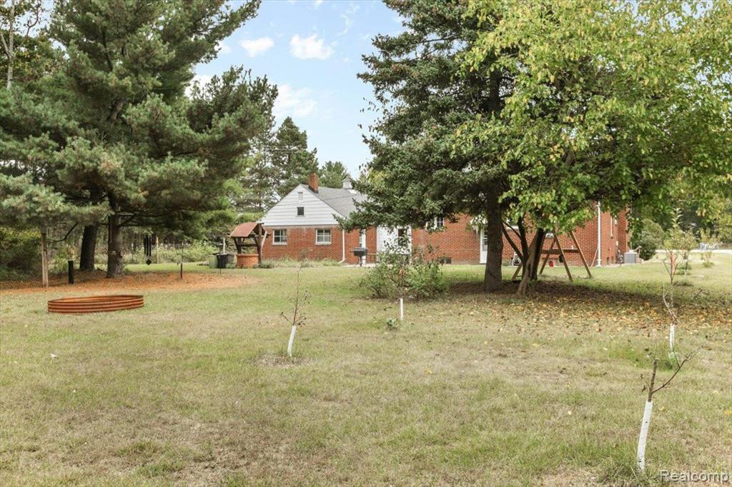 8649 LAKESHORE Road, Burtchville, MI 48059 — Photo 7