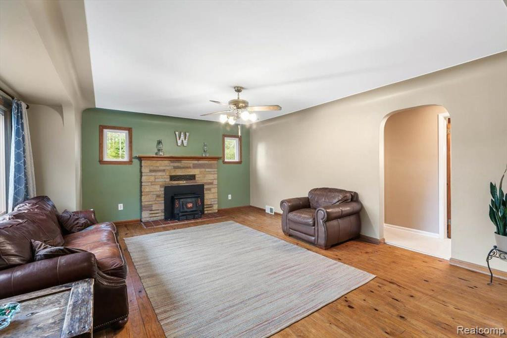 8649 LAKESHORE Road, Burtchville, MI 48059 — Photo 16