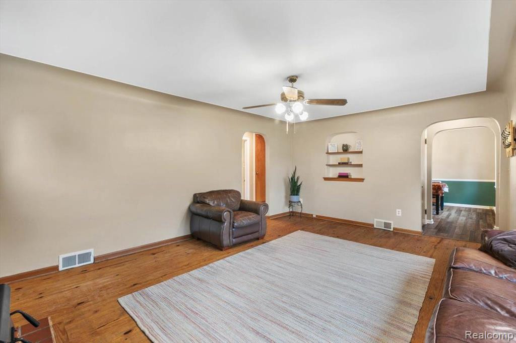 8649 LAKESHORE Road, Burtchville, MI 48059 — Photo 18