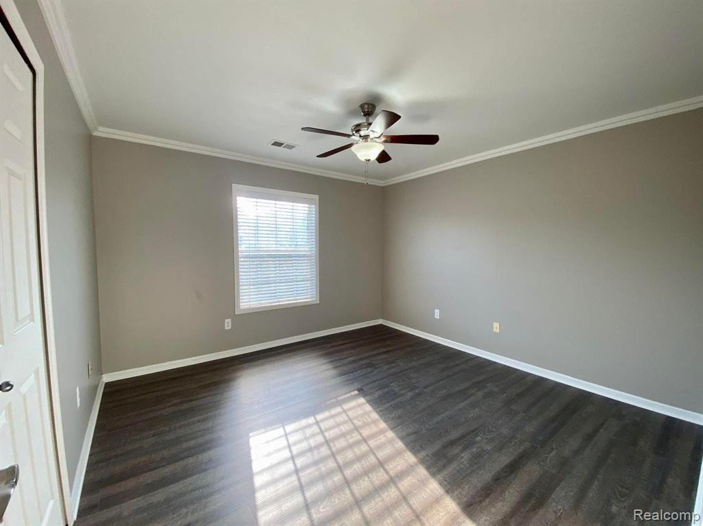 7691 Ambassador Drive, Utica, MI 48316 — Photo 7