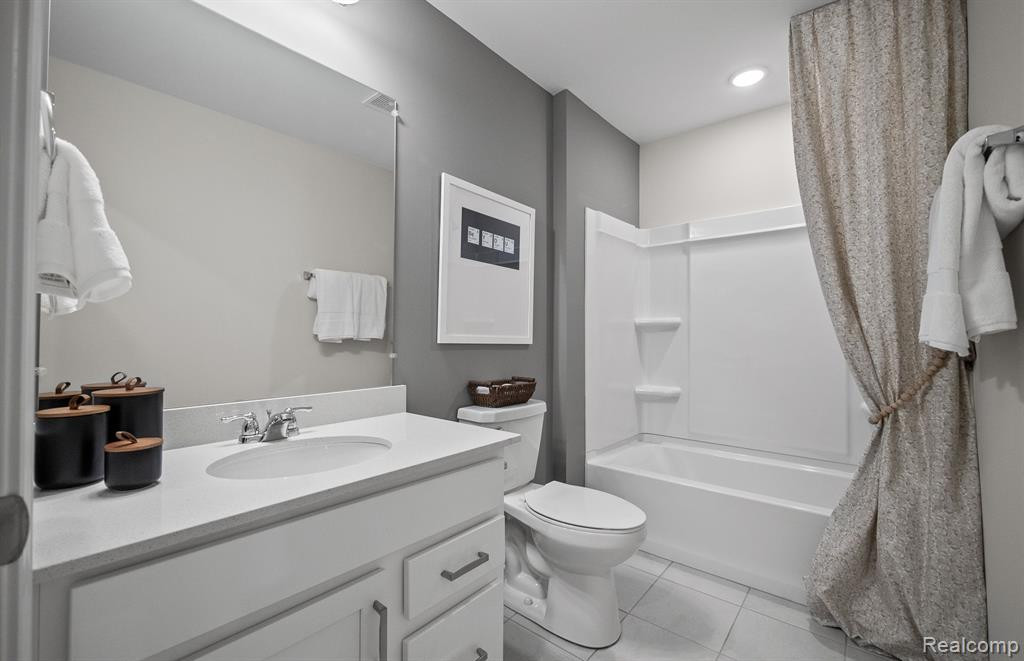 43176 Atwood Avenue, Novi, MI — Photo 6