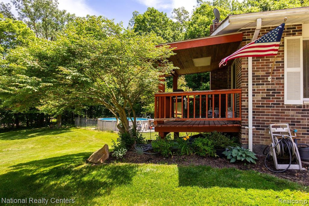 7797 BIRCKLAN Drive, Canton, MI 48187 — Photo 16