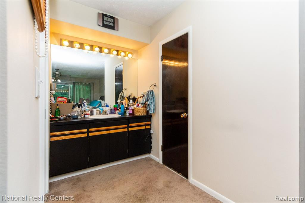 7797 BIRCKLAN Drive, Canton, MI 48187 — Photo 33