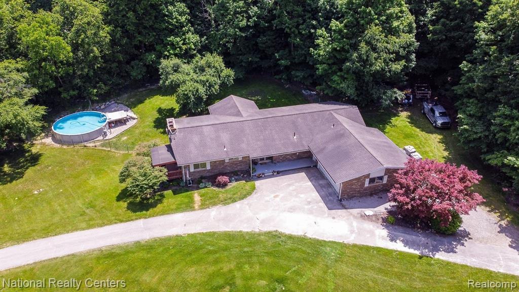 7797 BIRCKLAN Drive, Canton, MI 48187 — Photo 44
