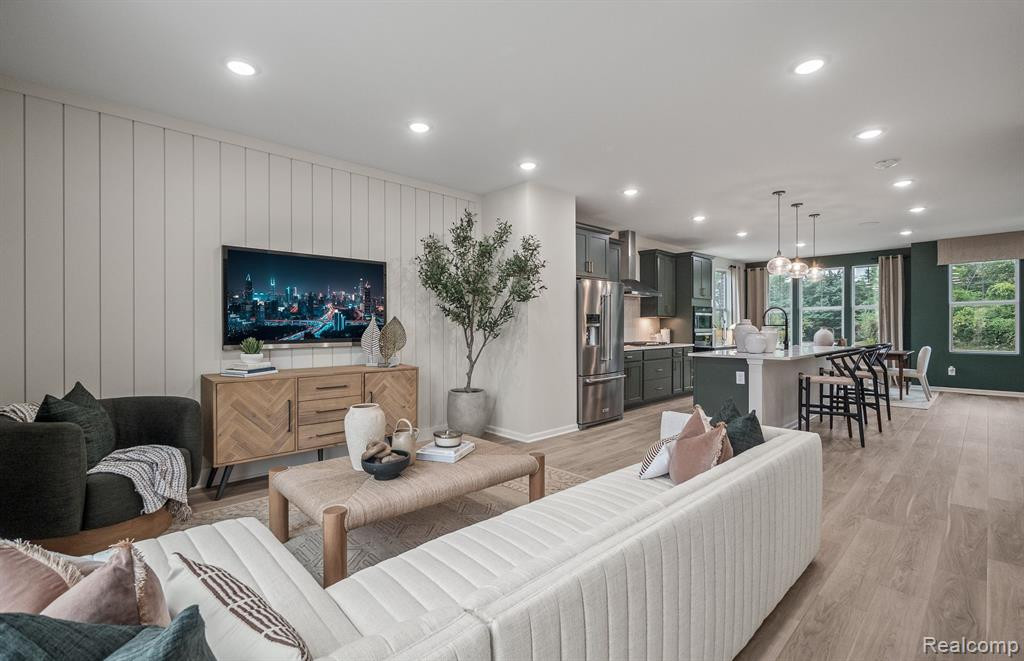 43115 Atwood Avenue, Novi, MI — Photo 3