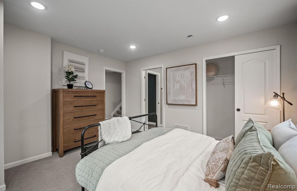 43115 Atwood Avenue, Novi, MI — Photo 9