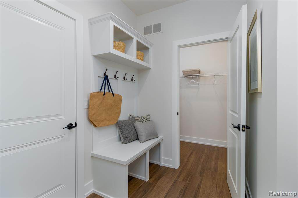 3716 Chatham Place, Brighton, MI 48114 — Photo 12
