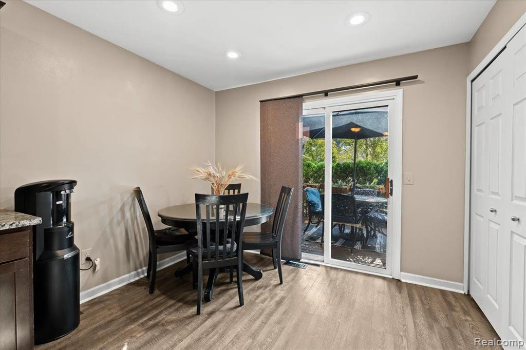 9363 EASTWIND Drive, Livonia, MI 48150 — Photo 11