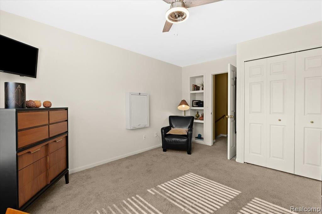 9363 EASTWIND Drive, Livonia, MI 48150 — Photo 18