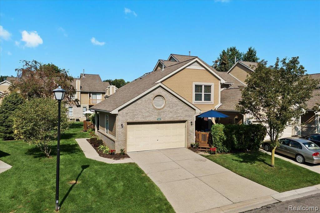 9363 EASTWIND Drive, Livonia, MI 48150 — Photo 24
