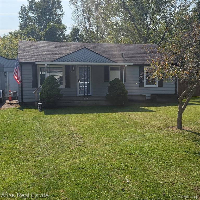 5422 Raymond Avenue Avenue, Burton, MI 48509 — front exterior