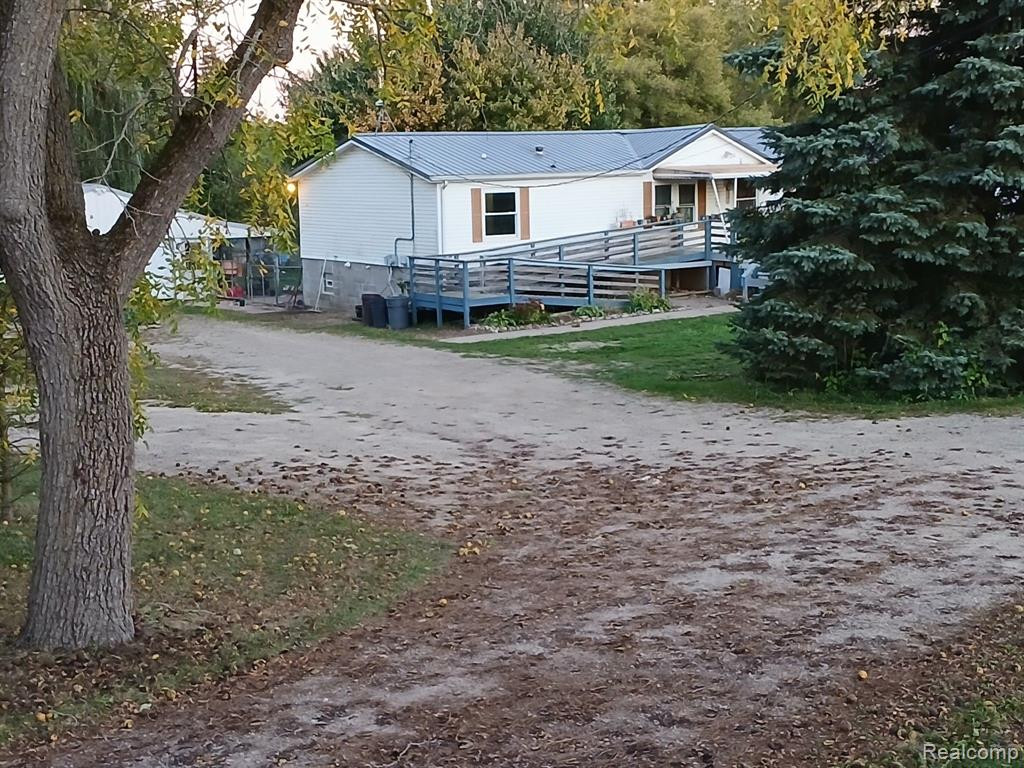 4347 MAPLE Street, Brown, MI 48416 — Photo 3