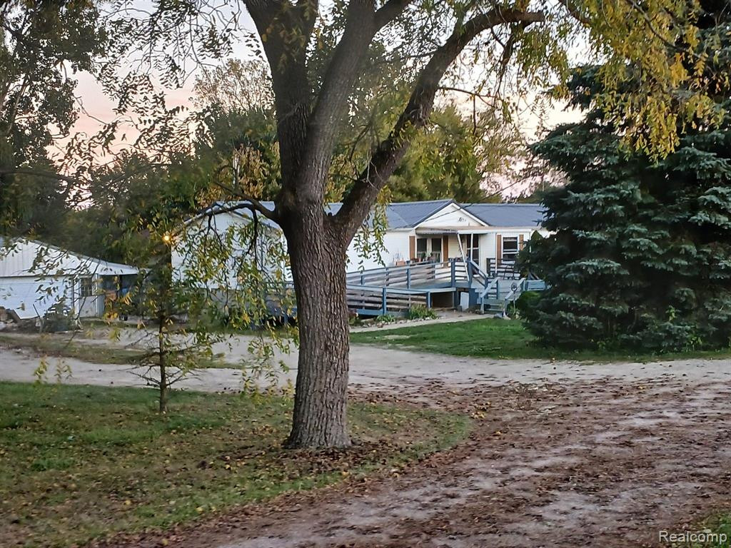 4347 MAPLE Street, Brown, MI 48416 — Photo 5