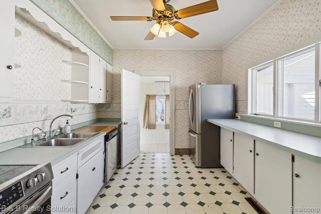 6711 JEFFERSON Road, North Branch, MI 48461 — Photo 13