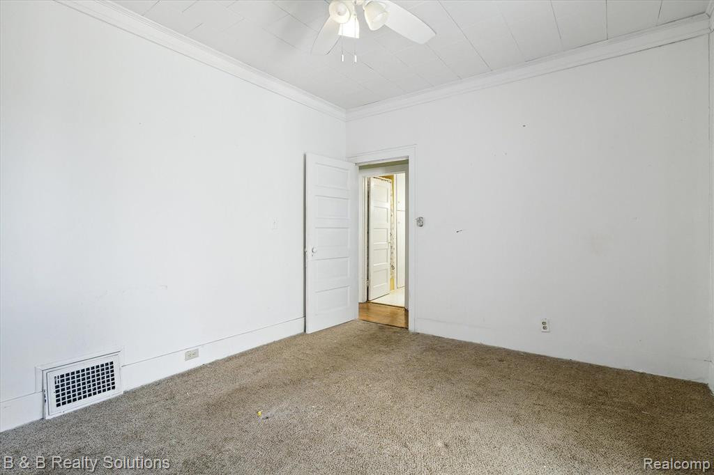 6711 JEFFERSON Road, North Branch, MI 48461 — Photo 25